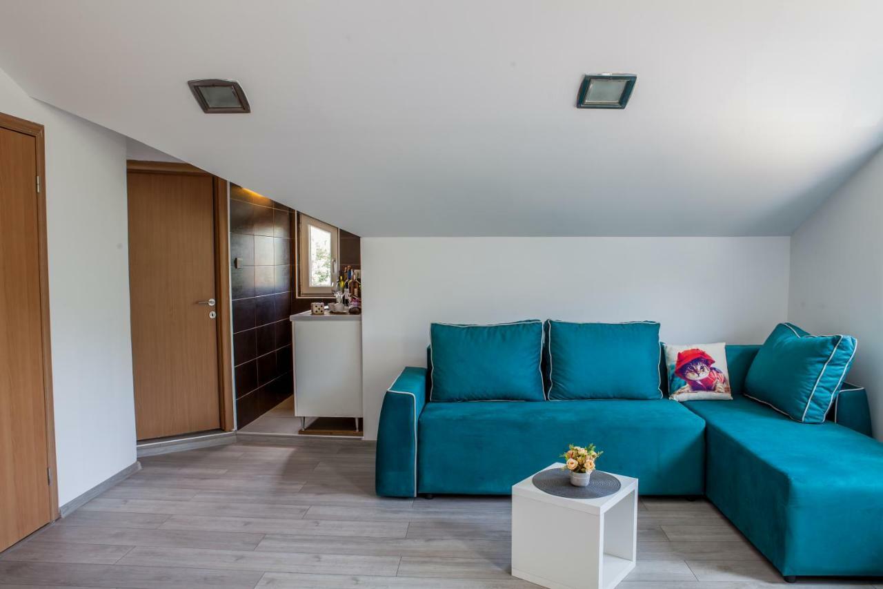 Ana Apartments เซทินเจ ภายนอก รูปภาพ